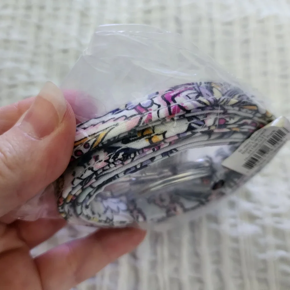 Vera Bradley Iconic Lanyard Hummingbird Park Floral Cotton Key Holder 24159-Q31